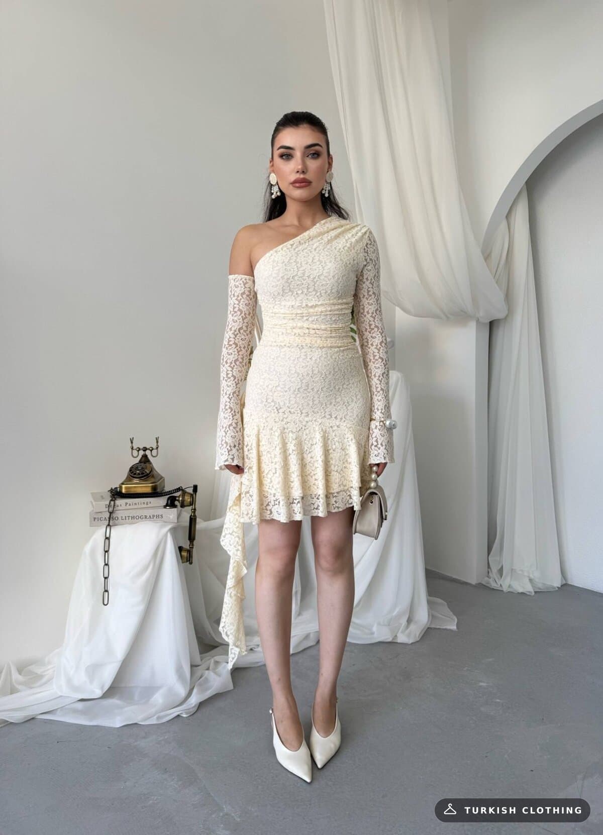 Desam Mini Dress — Beige in Lace – styling detail, wholesale Women's Dresses from Türkiye