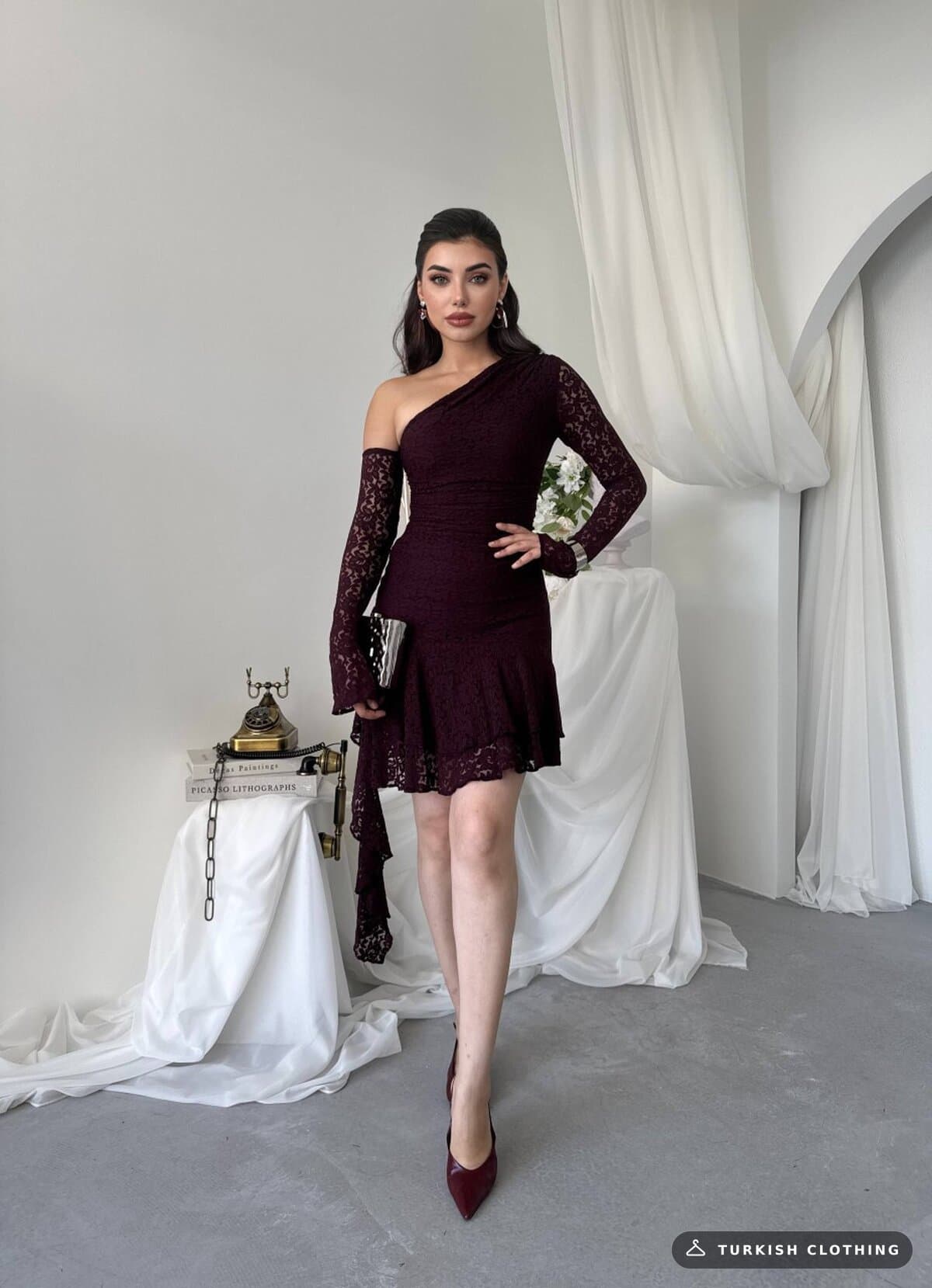 Desam Mini Dress — Plum in Lace – side view, wholesale Women's Dresses from Türkiye