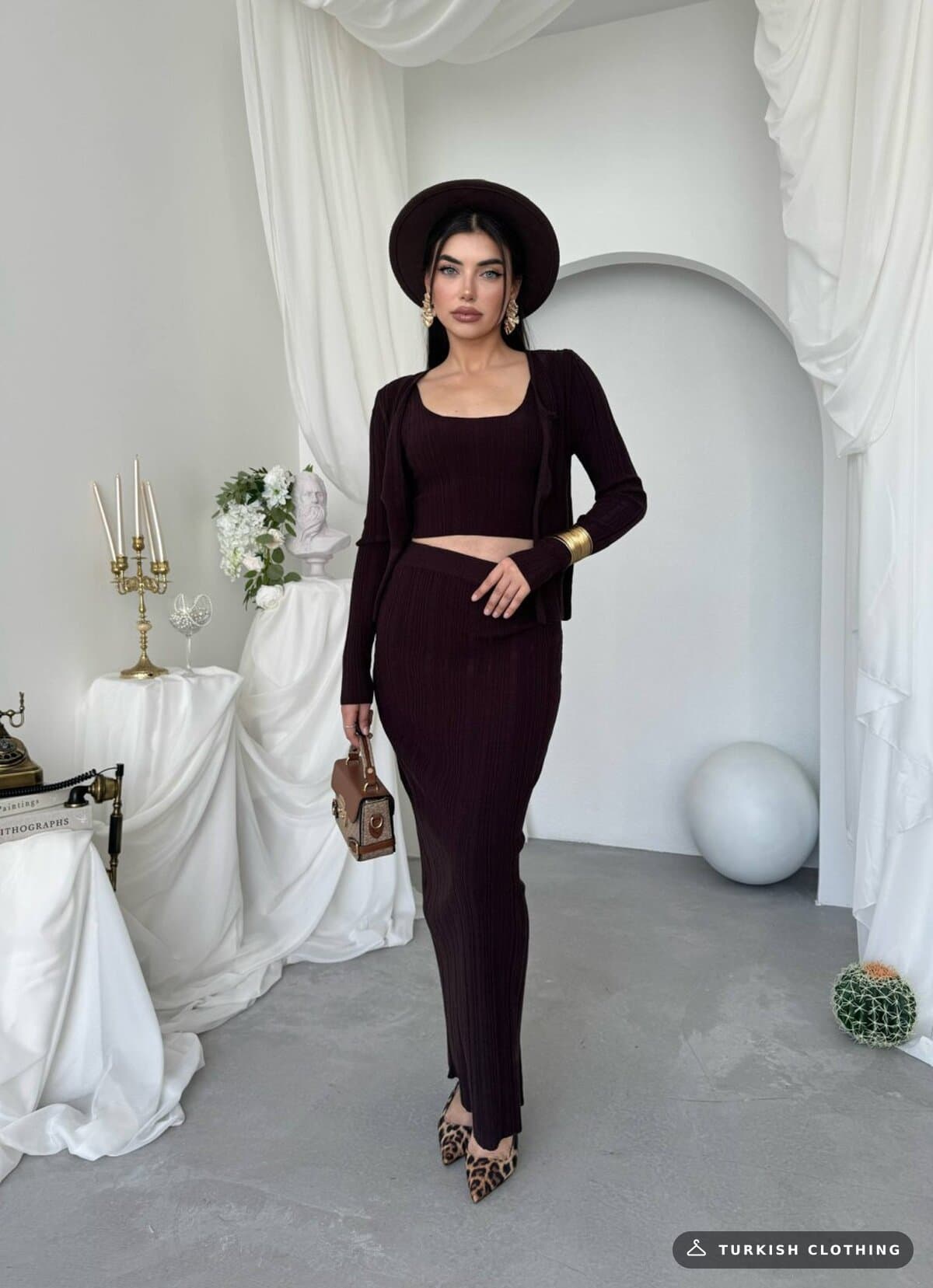 Fersa Triple Team — Brown in Knitwear – close-up detail, wholesale Women's Dresses from Türkiye
