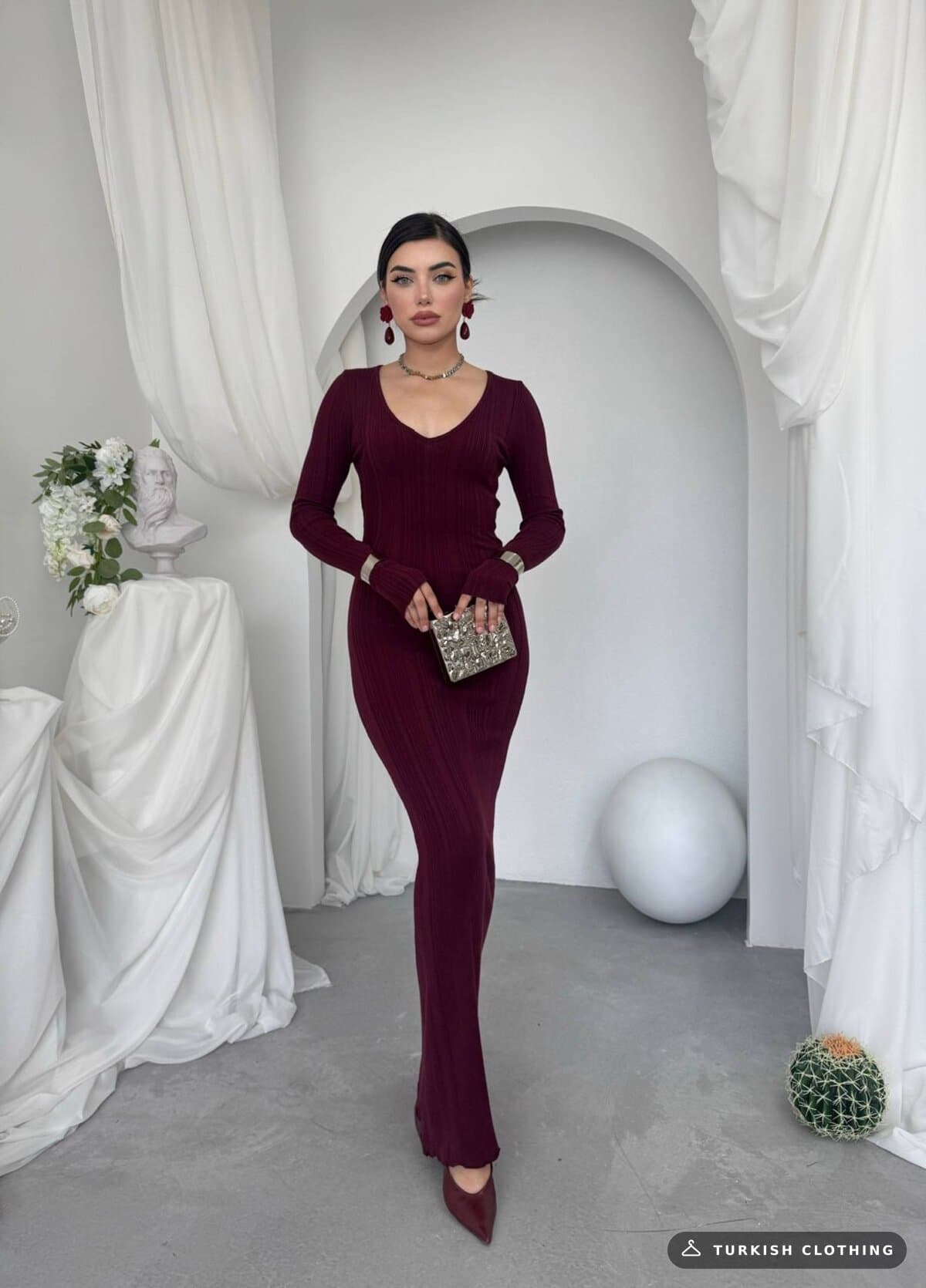 Ketas Midi Dress — Burgundy in Acrylic – styling detail, wholesale Women's Dresses from Türkiye