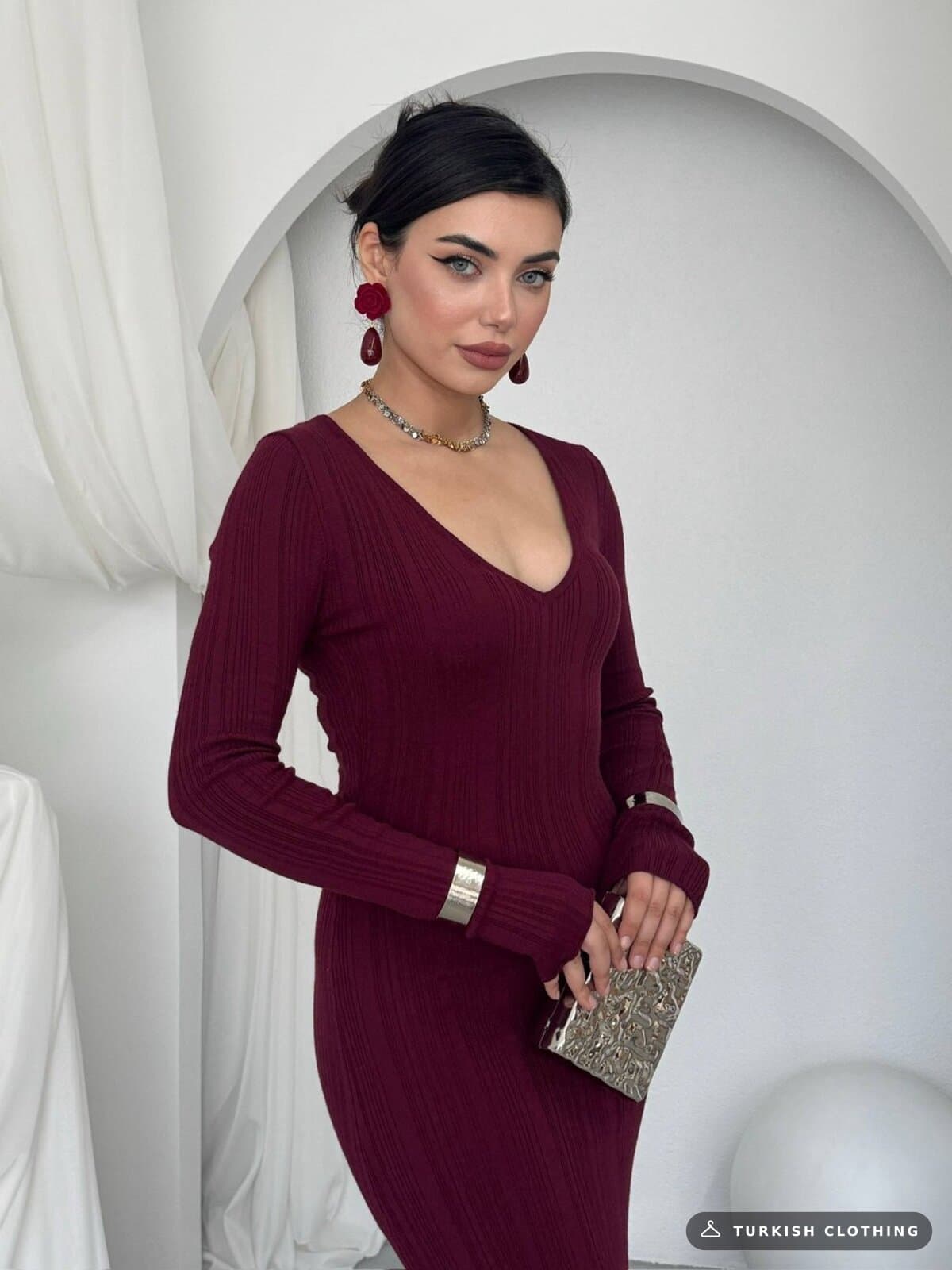 Ketas Midi Dress — Burgundy in Acrylic – close-up detail, wholesale Women's Dresses from Türkiye