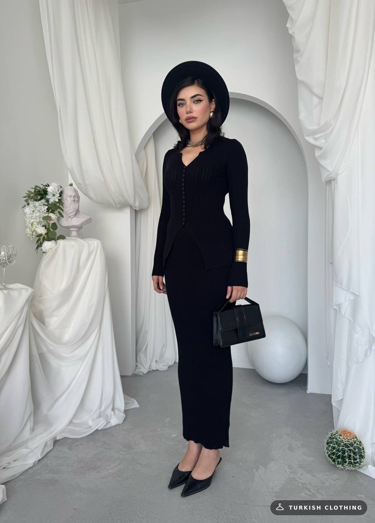Masulem Double Team — Black in Knitwear – close-up detail, wholesale Women's Dresses from Türkiye