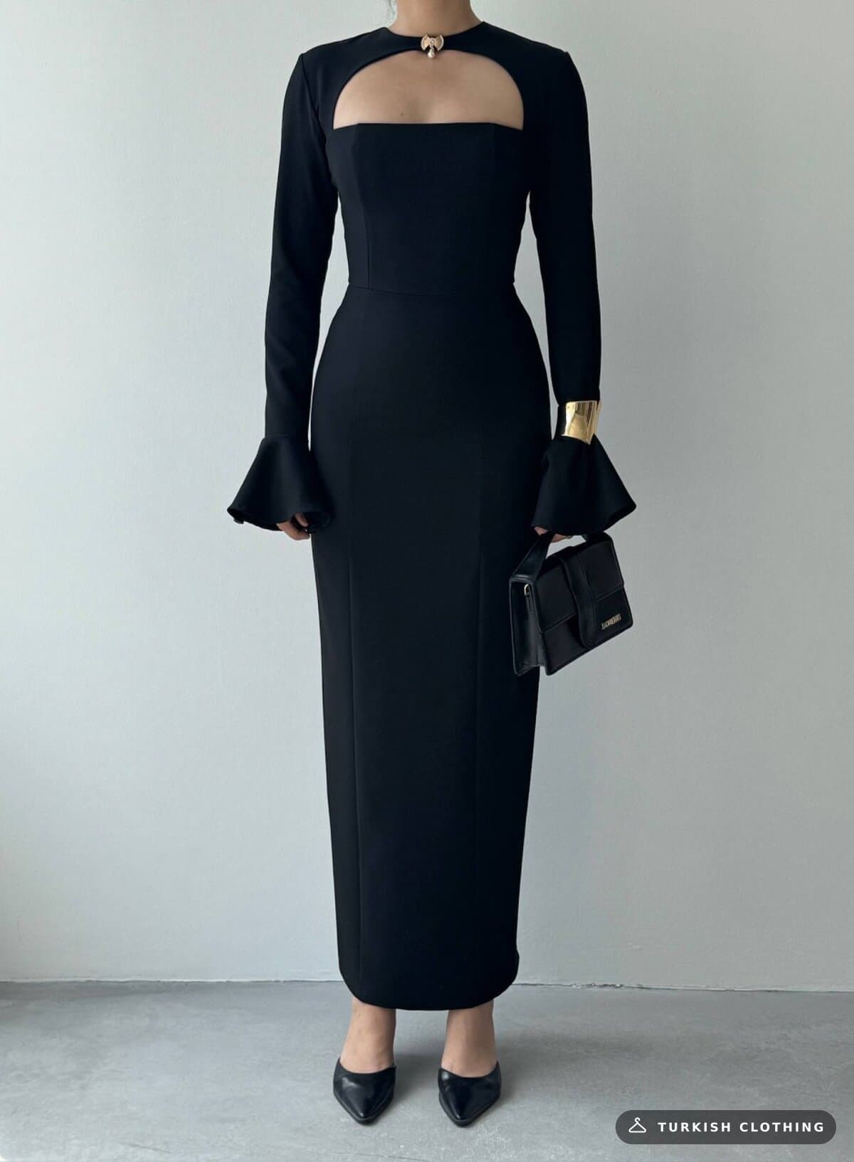 Oplsa Brooch Detailed Dress — Black in Satin – fabric detail, wholesale Women's Dresses from Türkiye