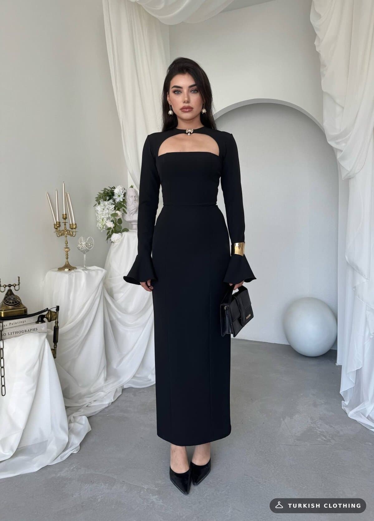 Oplsa Brooch Detailed Dress — Black in Satin – side view, wholesale Women's Dresses from Türkiye