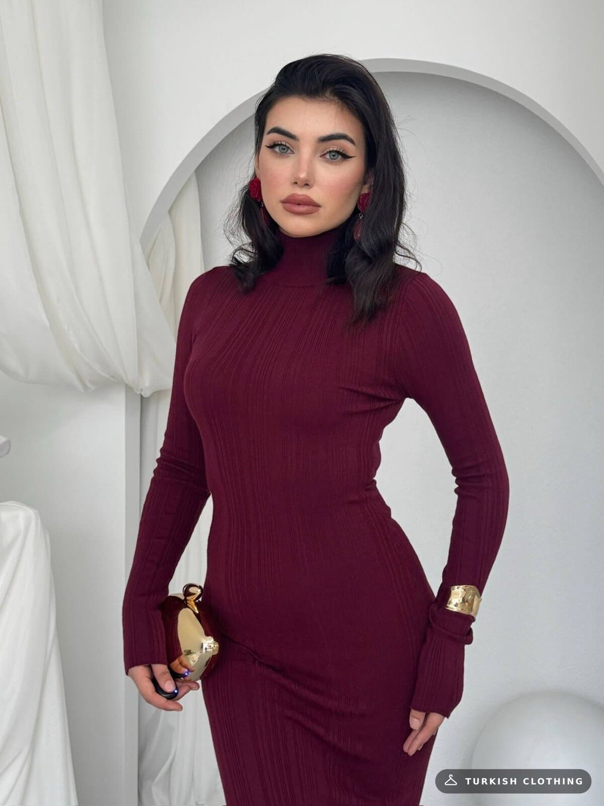 Zuzan Midi Dress — Burgundy in Knitwear – close-up detail, wholesale Women's Dresses from Türkiye